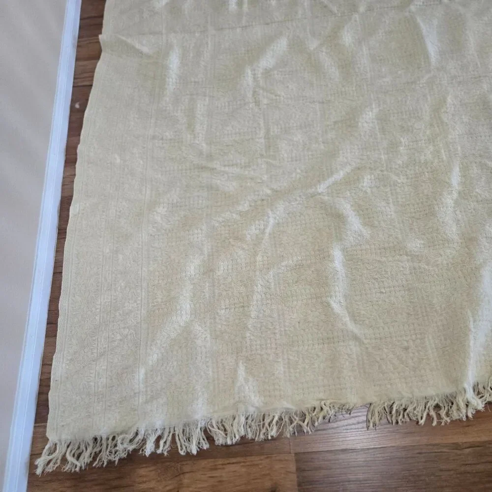 Vintage Wool Cream Textured Bedspread Blanket Fringe Queen 90
